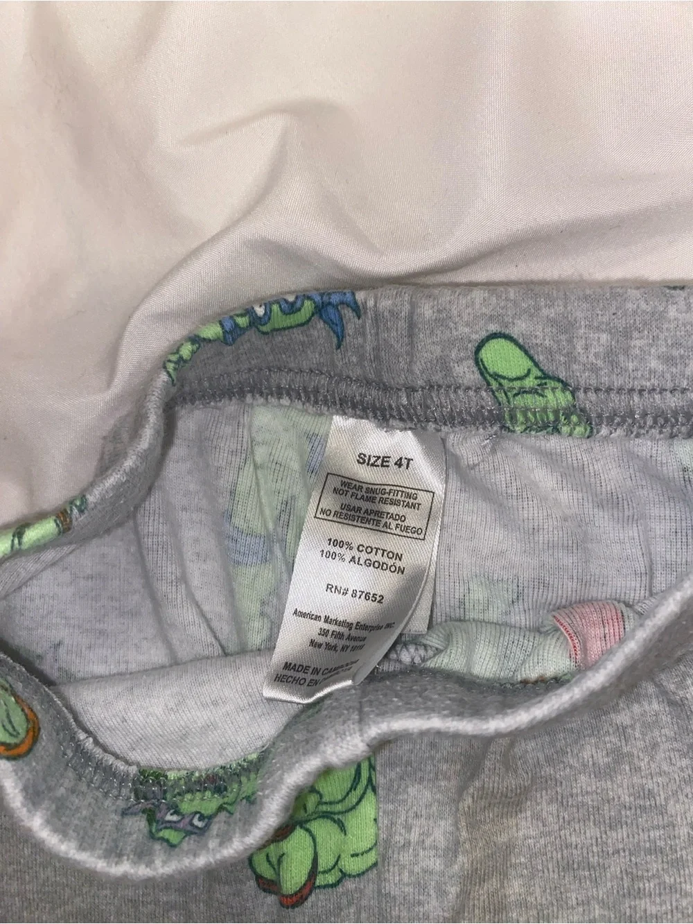 Kids Gray Teenage Mutant Ninja Turtle-Print Pajama Set with Green Trim